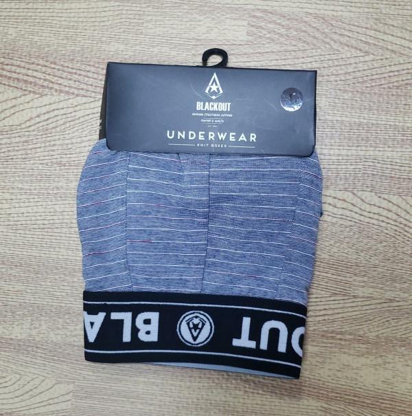 BOXER DE HOMBRE BLACK OUT  CELESTE CON RAYAS MEDIUM