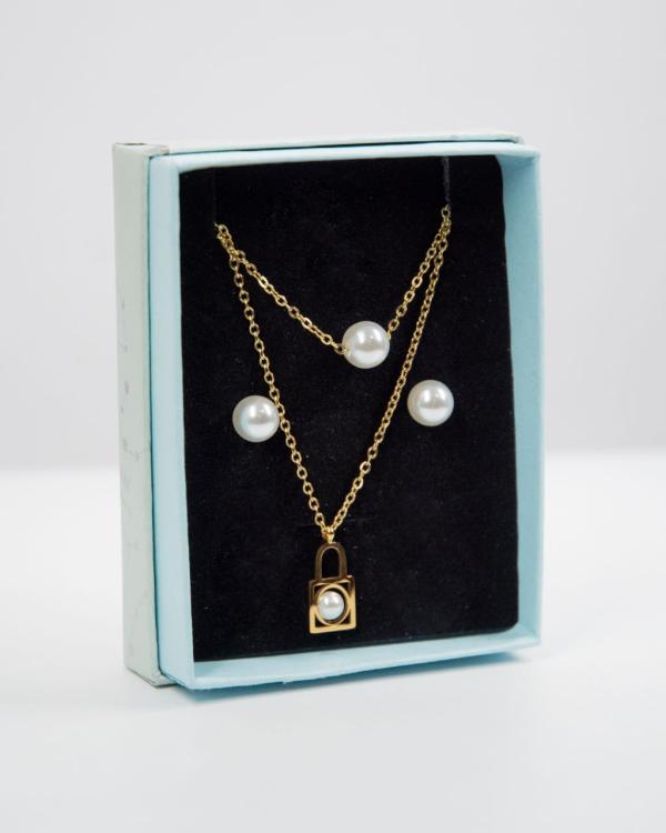 GARGANTILLA PELOTAS BLANCAS