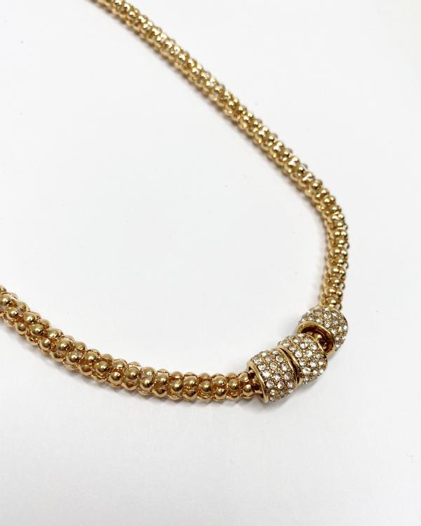 COLLAR DORADO TRES PIEZAS