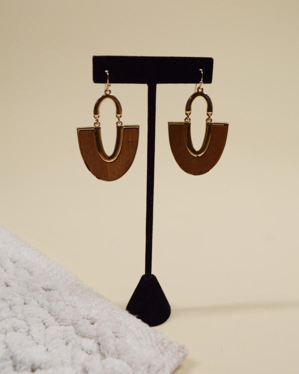ARETES CAMEL