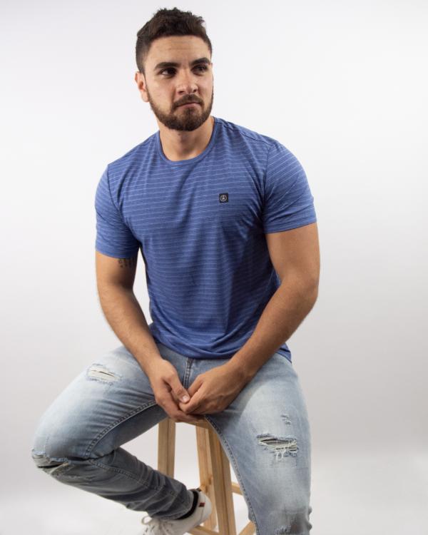 CAMISETA AZUL RAYA BLACK OUT SMALL