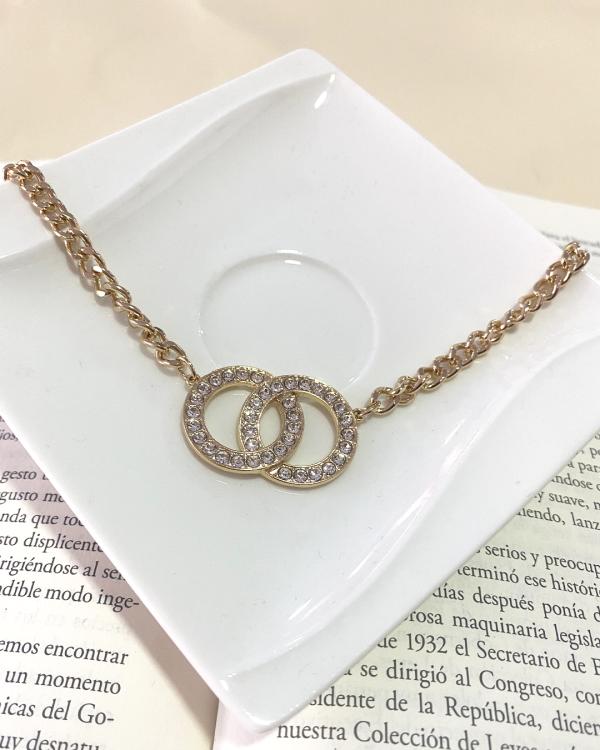 COLLAR DORADO PERLAS