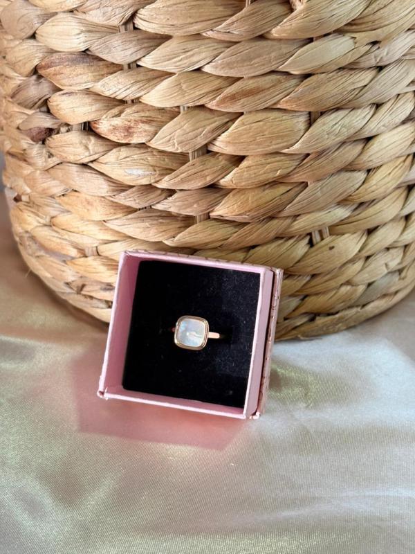 ANILLO DORADO MUJER