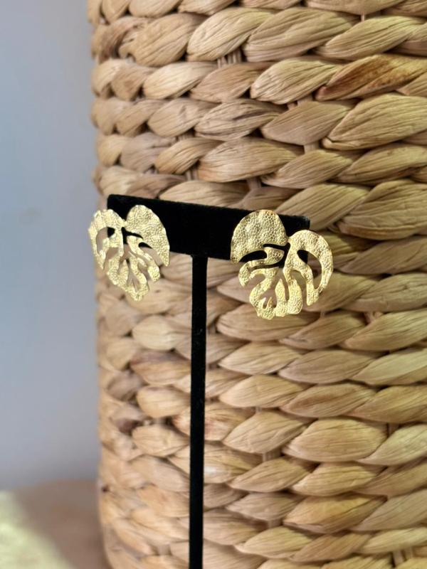 ARETE DORADO HOJAS