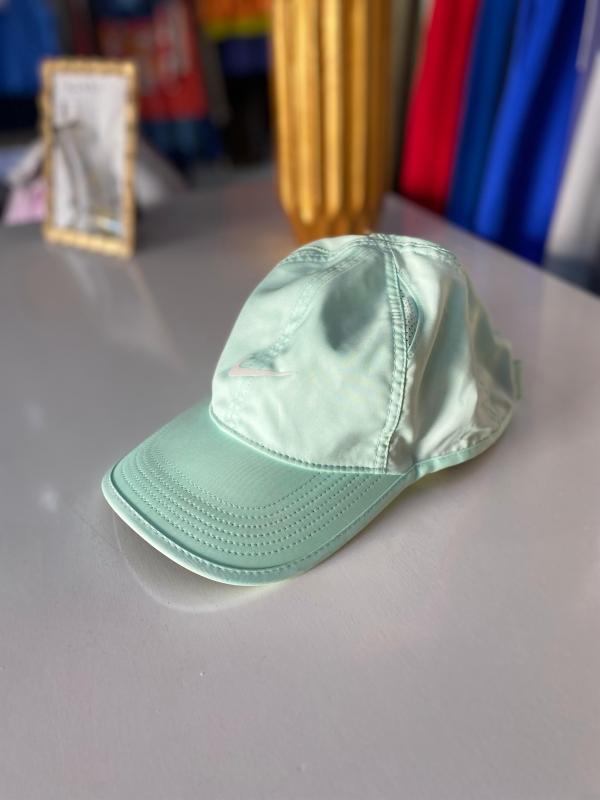 GORRA NIKE VERDE