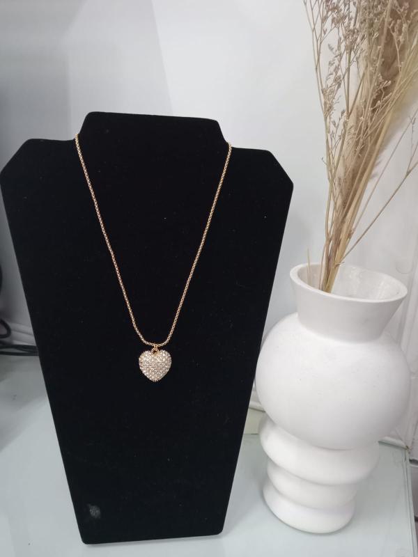 COLLAR DORADO CH&Eacute;RIE