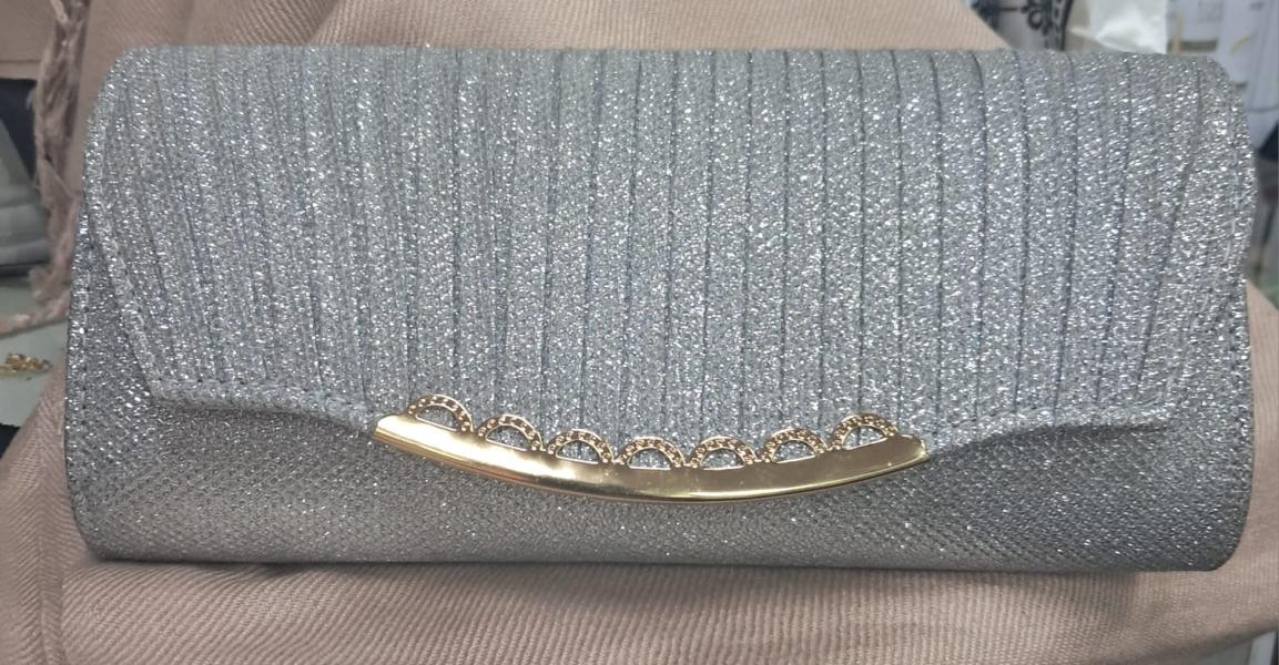 CARTERA DE FIESTA PLATEADA