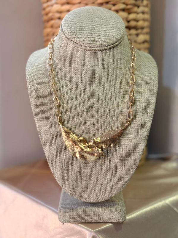 COLLAR DORADO CDJ