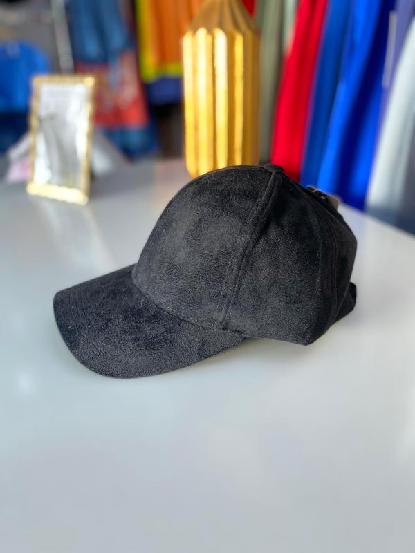 GORRAS NEGRAS FASHION