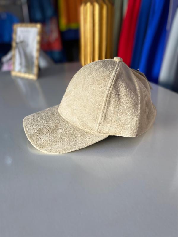 GORRAS BEIGE  FASHION