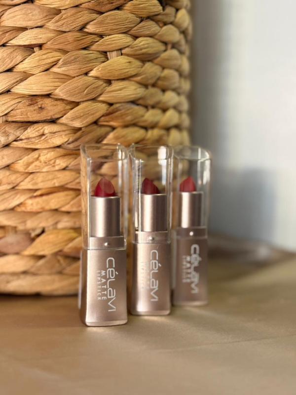 LABIAL CELAVI MATTE
