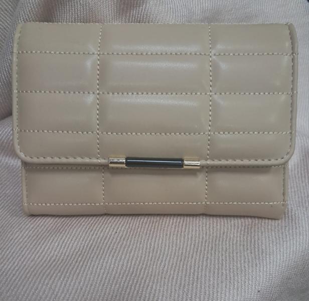 BILLETERA BEIGE  MUJER