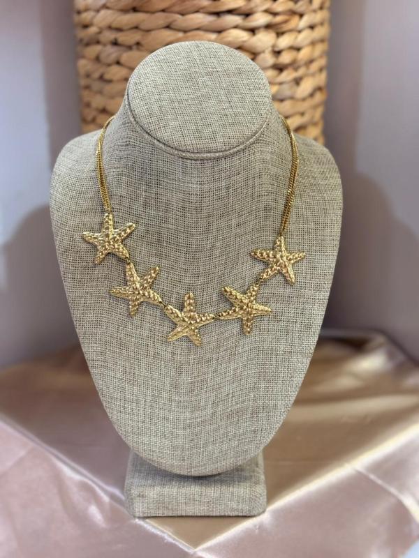 COLLAR DORADO ESTRELLAS