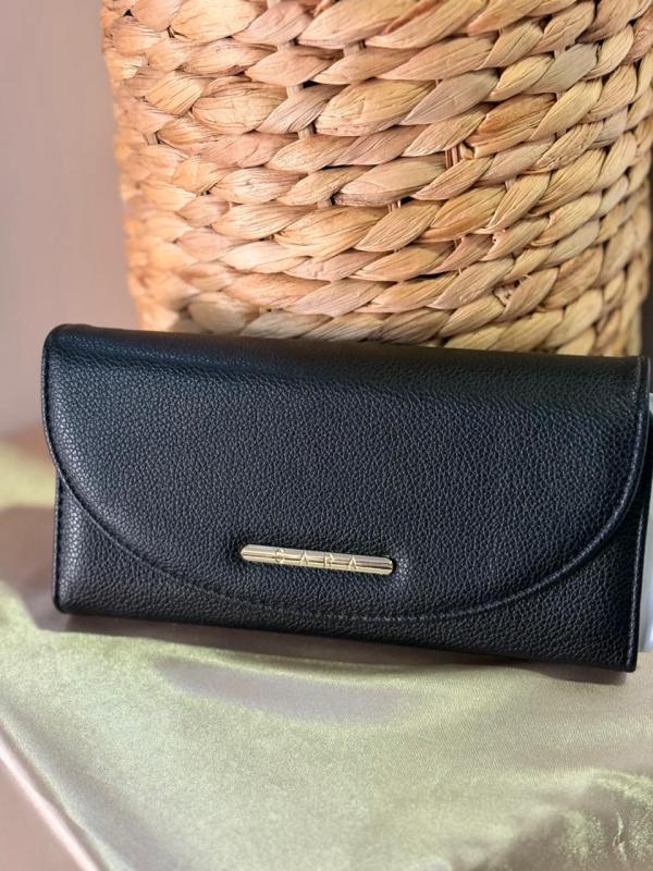 CARTERA NEGRA SARA