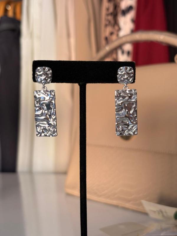 ARETES ZAFIRO PLATEADO